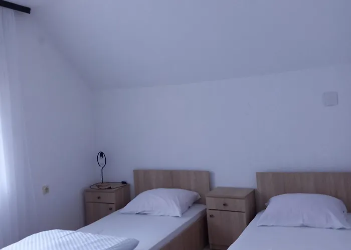 Jovan Фермерский дом *